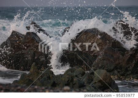 日本海上升的海 日本海上升的海 95853977