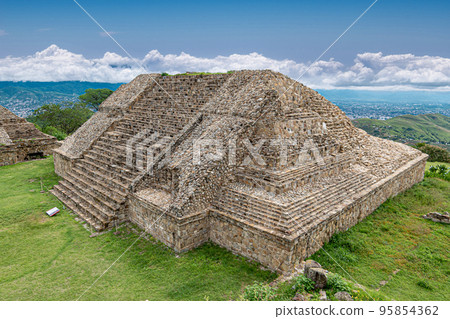 A Building in Monte Alban archaeological site, Oaxaca, Mexico A Building in Monte Alban archaeological site, Oaxaca, Mexico 95854362