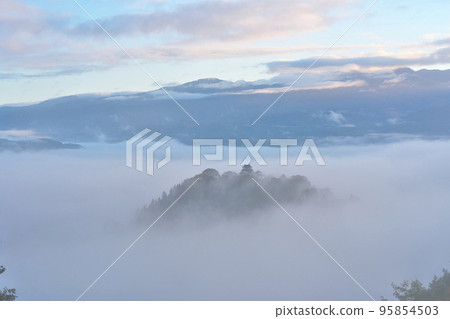 天空中的城堡越前小野城堡 天空中的城堡越前小野城堡 95854503