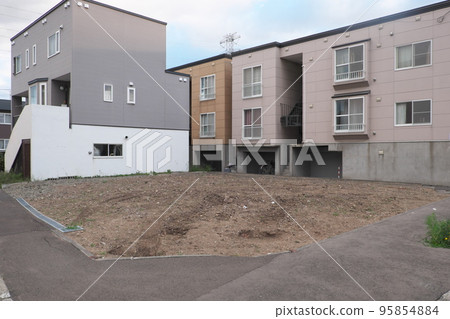 Residential area vacant land 95854884
