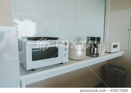 Kitchen appliances 95857806