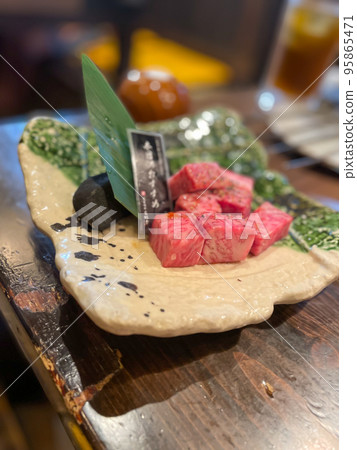 Matsuzaka beef for dinner at a yakiniku restaurant 95865471