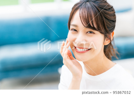 年輕女性的美麗 95867032