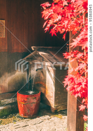 Narai-juku Post Town Water [秋天] 95868945