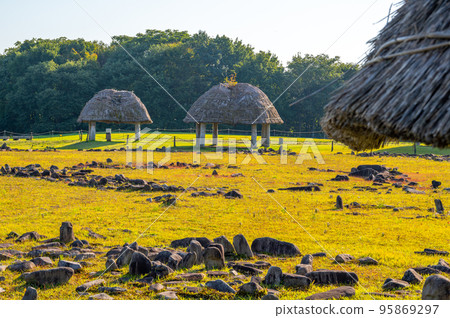Jomon Ruins Akita Prefecture Oyu stone circle stone circle and dug-standing pillar building 95869297