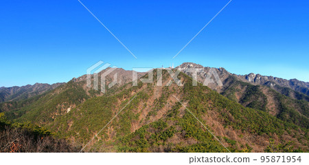 Palgongsan, cable car, climbing, autumn, autumn leaves, fallen leaves, walking, Palgongsan, cable car, climbing, autumn, autumn leaves, fallen leaves, walking, 95871954