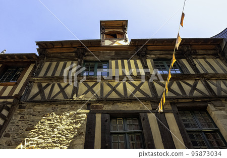 Vintage architecture of Old Town in Vitre, France Vintage architecture of Old Town in Vitre, France 95873034