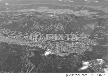 阿蘇火山口（單色） 95873634