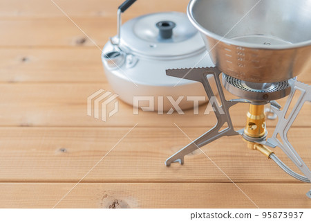 戶外露營裝備圖像燃燒器拍攝素材 戶外露營裝備圖像燃燒器拍攝素材 95873937