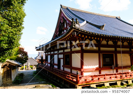 [Nara Prefecture] Yamatokoriyama City Yatadera (Kongosanji) 95874007