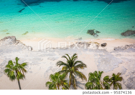Tropical paradise: Cancun idyllic caribbean beach from above, Riviera Maya 95874136
