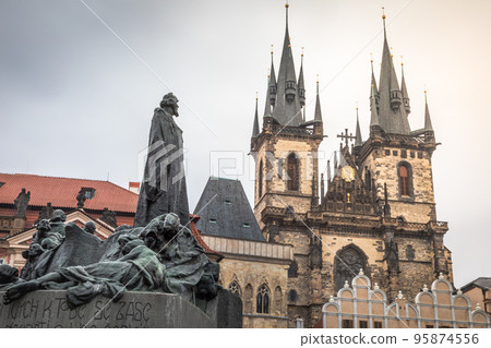 Prague old town square and Tyn cathedral at dawn, Czech Republic Prague old town square and Tyn cathedral at dawn, Czech Republic 95874556