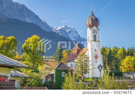Church St Johannes, Wetterstein, Waxenstein and Zugspitze at sunrise, Grainau Church St Johannes, Wetterstein, Waxenstein and Zugspitze at sunrise, Grainau 95874671