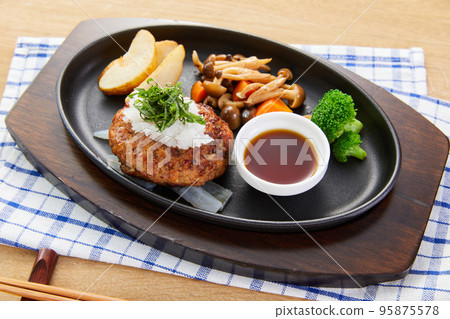 日式漢堡牛排 95875578