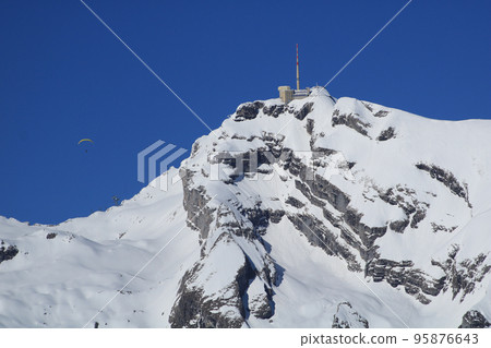 Peak and summit station of Mount Saentis in winter. Peak and summit station of Mount Saentis in winter. 95876643