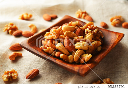 混合堅果 混合堅果 95882791