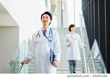 A young doctor working in the medical field Photography cooperation "LINK FOREST" 95885560