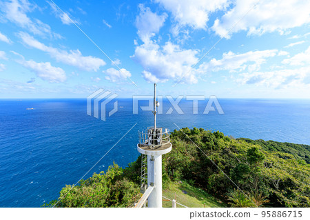 The view from the Toi Misaki Lighthouse in autumn, Kushima City, Miyazaki Prefecture 95886715