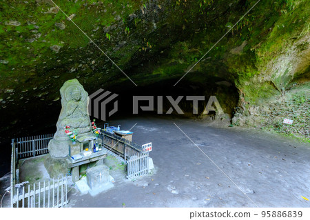 鹿兒島縣秀市秋季溝口洞窟 鹿兒島縣秀市秋季溝口洞窟 95886839
