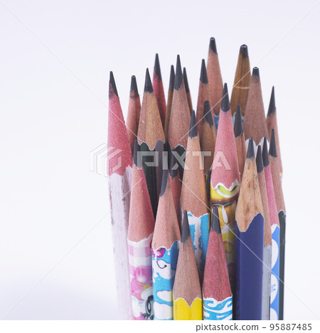 鉛筆 鉛筆 95887485