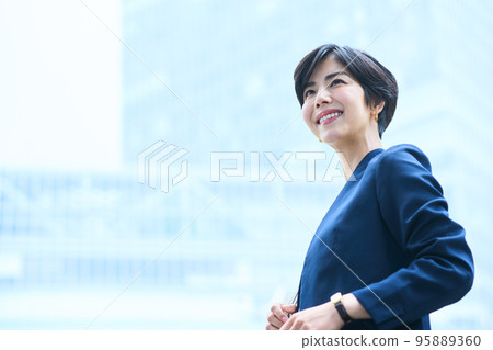 business young business young 95889360