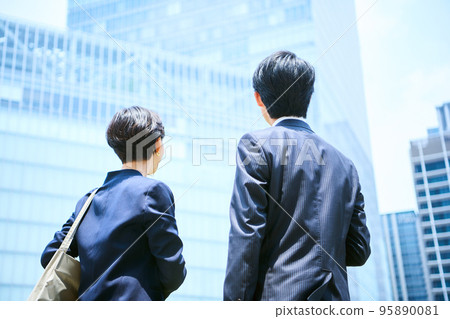 商務青年 95890081