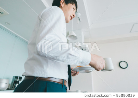 breakfast, gents, male 95890839