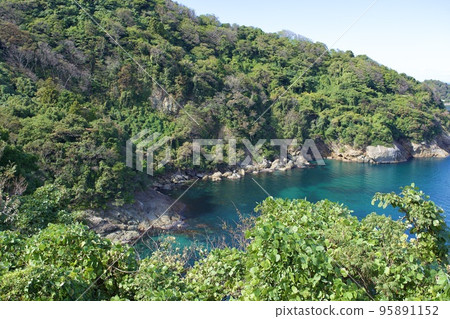 Shijunura, Shimane Peninsula in autumn, Mihonoseki-cho, Morokuki, Hoda scenery 95891152