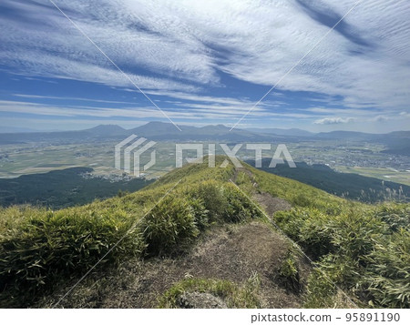 熊本縣阿蘇地區阿蘇山 熊本縣阿蘇地區阿蘇山 95891190