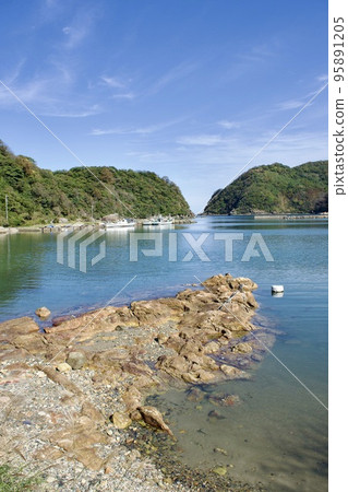 Shijunura, Shimane Peninsula in autumn, Mihonoseki-cho, Morokuki, Hoda scenery 95891205