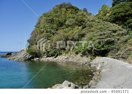 Shimane Peninsula Shijunura in Autumn Scenery of Mihonoseki-cho Morokuki 95891371