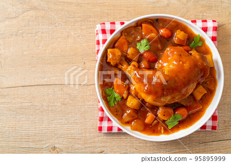 chicken stew with tomatoes, onions, carrot and potatoes 95895999