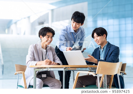 Meeting office casual business office engineer 95897425