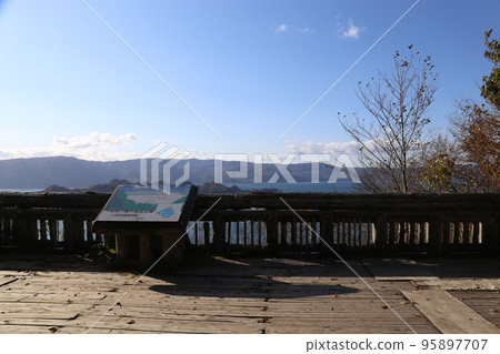 觀光台的絕景（觀光台和十和田湖的三大展望台）[青森縣十和田市大瀨十和田] 95897707