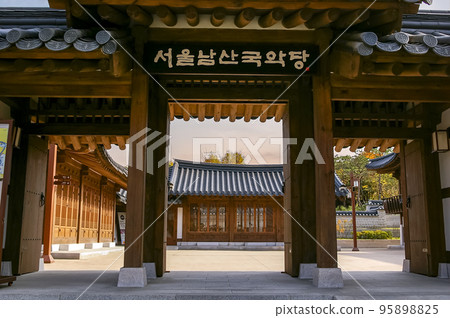 南山谷韓屋村 南山谷韓屋村 95898825