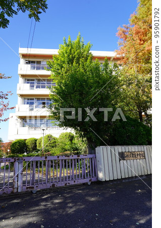 Koshigaya Municipal Eishin Junior High School, the alma mater of EXILE's ATSUSHI 95901792