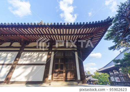 Toshodaiji Auditorium (Gojomachi, Nara City, Nara Prefecture) Toshodaiji Auditorium (Gojomachi, Nara City, Nara Prefecture) 95902623