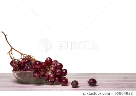 a bunch of grapes a bunch of grapes 95904988