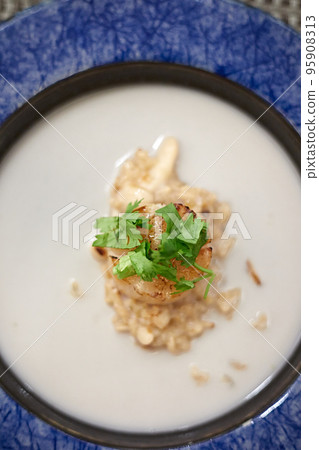 Beautiful and tasty food on a plate Beautiful and tasty food on a plate 95908313