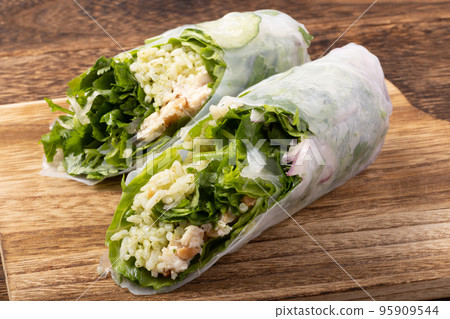 香菜春捲 95909544