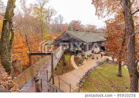 Overcast view of the main building of Dogwood Canyon Nature Park Overcast view of the main building of Dogwood Canyon Nature Park 95910258