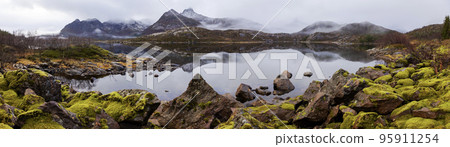 Panoramic view on sharp mountain peaks of Lofoten islands, Norway 95911254