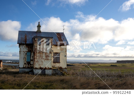 Abandoned farm house, Iceland Abandoned farm house, Iceland 95912248