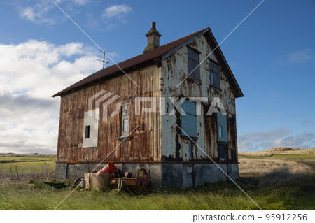 Abandoned farm house, Iceland Abandoned farm house, Iceland 95912256