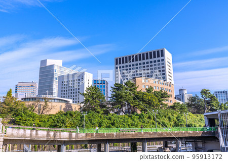 日本東京城市景觀 上智大學景觀與四谷站前城市景觀 95913172