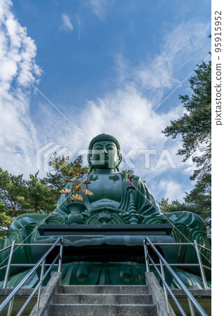 Noto longevity Buddha 95915952