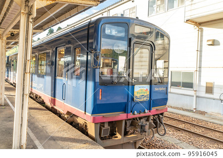 能登鐵道七尾線 95916045