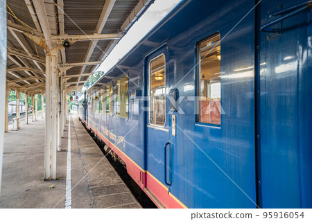 Noto Railway Nanao Line 95916054