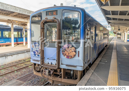 能登鐵道七尾線 95916075