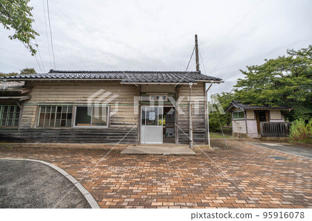 能登鐵道七尾線 95916078